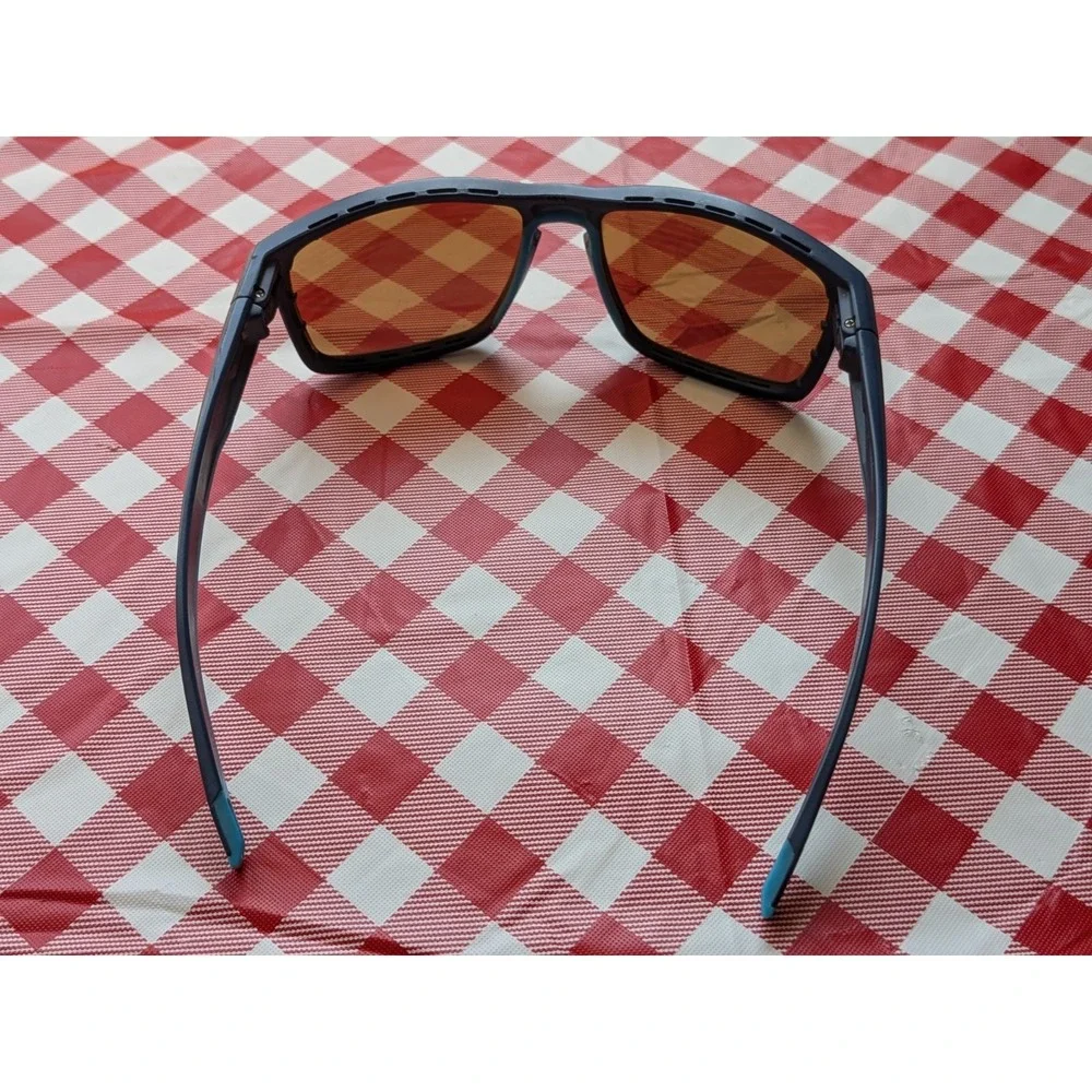 Julbo Shield sunglasses with REACTIV Photochromic Lens Have Some Scratchs